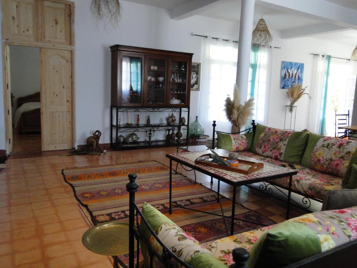 Maison Calme Et Reposante Есувейра Екстериор снимка