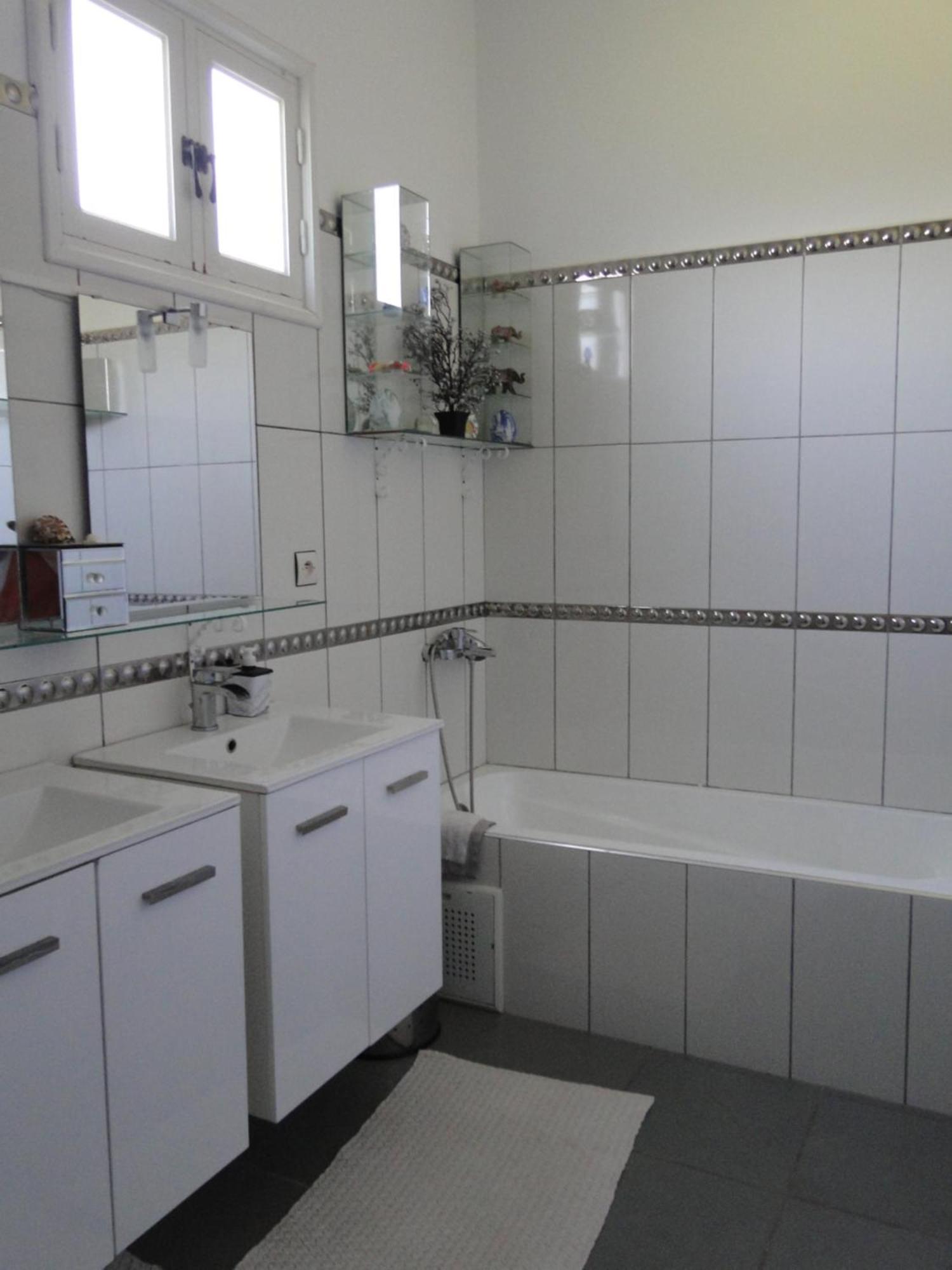 Maison Calme Et Reposante Есувейра Екстериор снимка